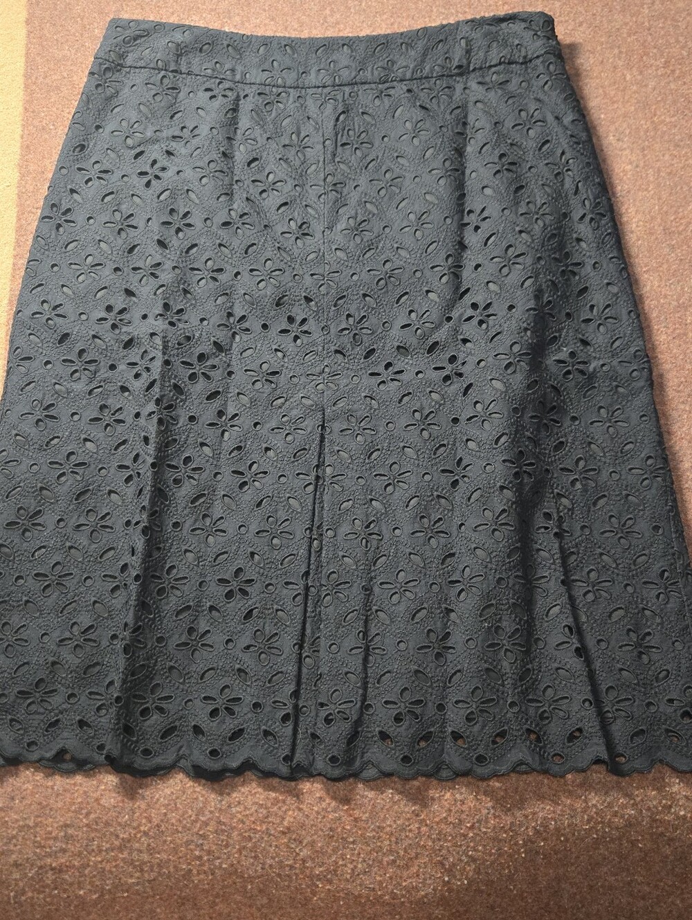 Talbots Black Floral Eyelet Cotton Skirt with a Scalloped Hem Size 10